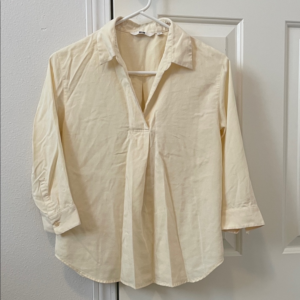 Uniqlo butter yellow 3/4 sleeve blouse
